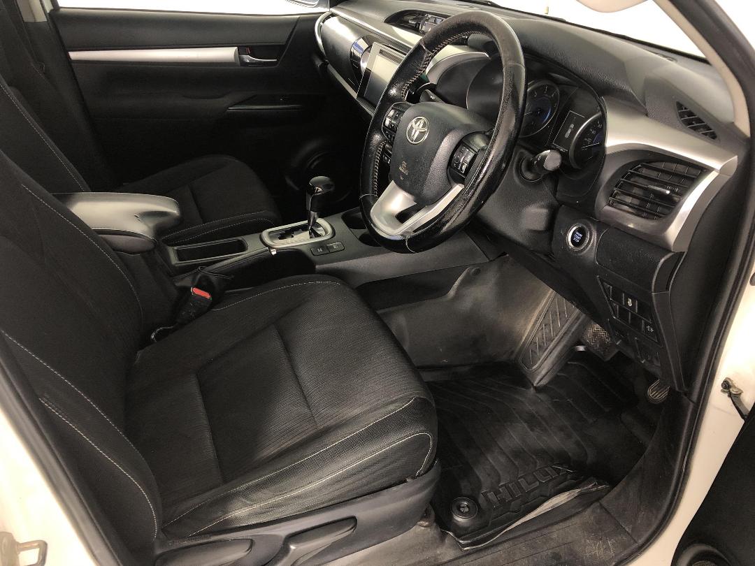 Photo '16' of Toyota Hilux Photo '16' of Toyota Hilux