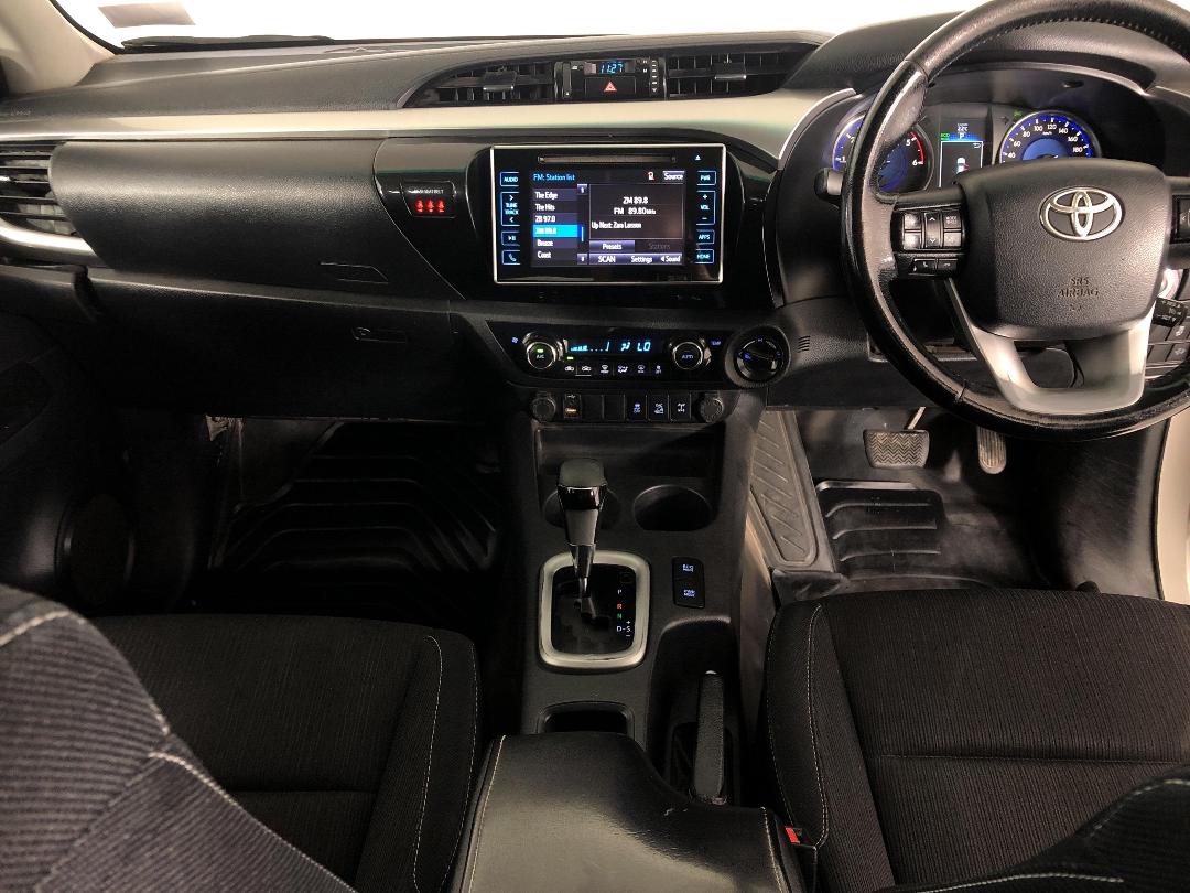 Photo '17' of Toyota Hilux Photo '17' of Toyota Hilux