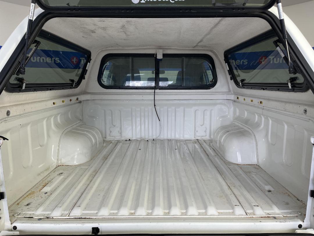 Photo '14' of Toyota Hilux