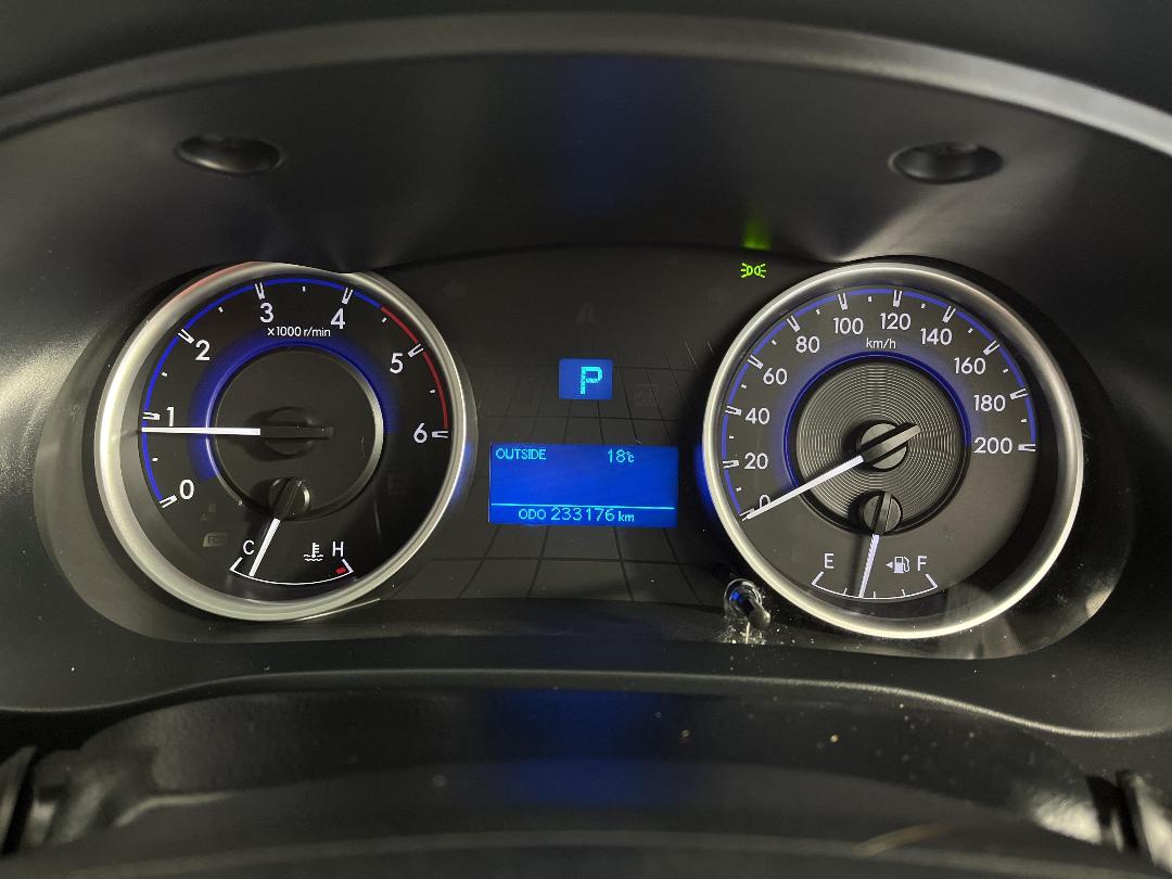 Photo '21' of Toyota Hilux