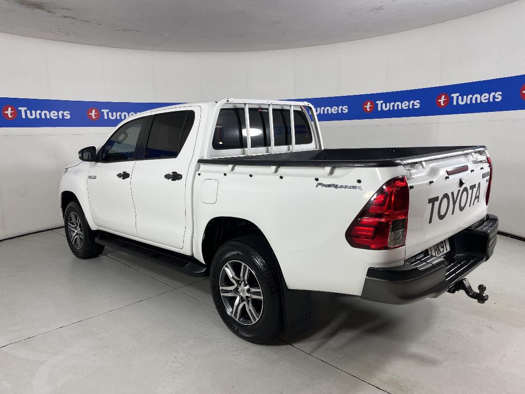 Photo '5' of Toyota Hilux Photo '5' of Toyota Hilux