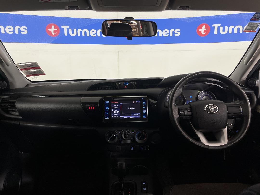 Photo '17' of Toyota Hilux Photo '17' of Toyota Hilux