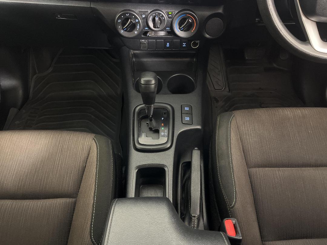 Photo '23' of Toyota Hilux Photo '23' of Toyota Hilux