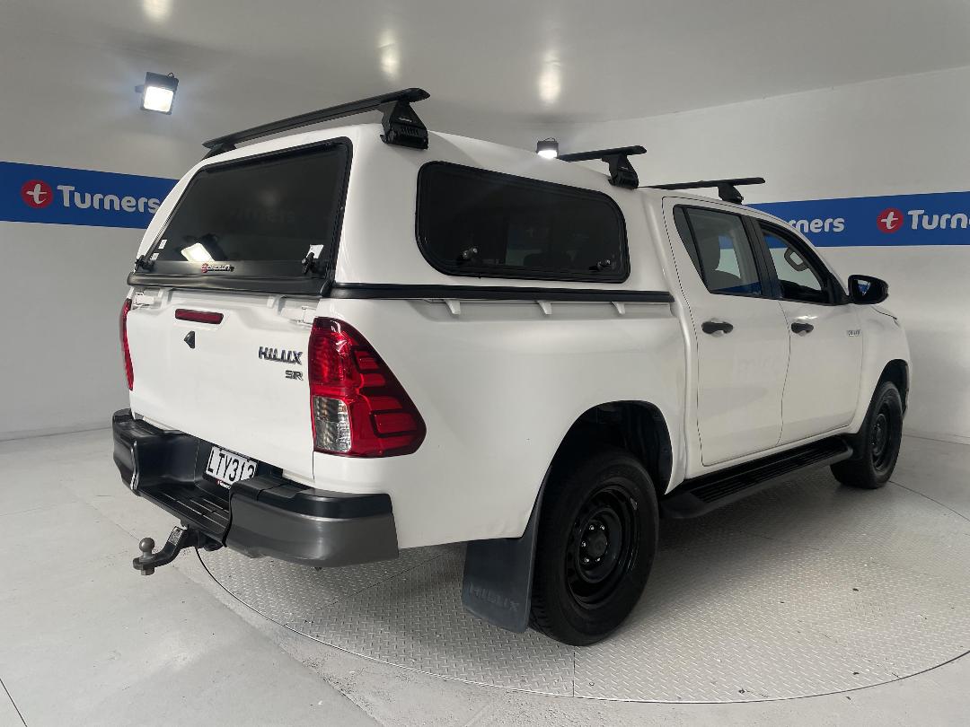 Photo '7' of Toyota Hilux Photo '7' of Toyota Hilux