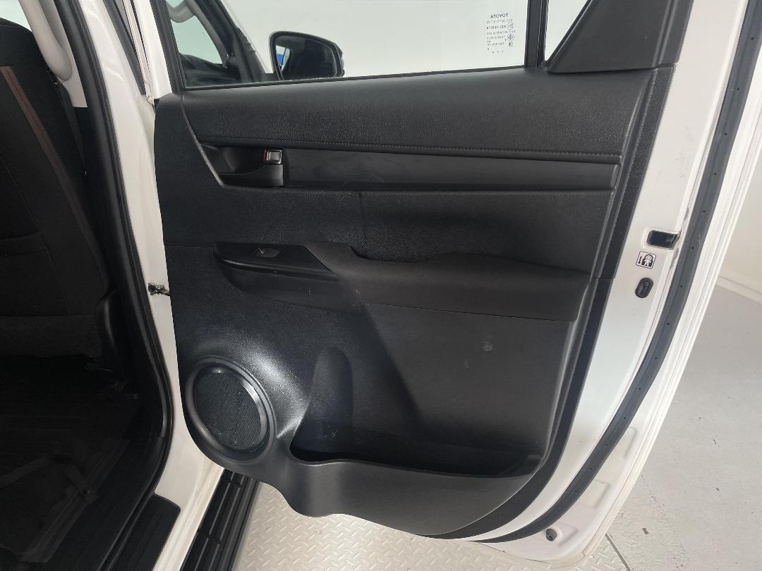 Photo '19' of Toyota Hilux Photo '19' of Toyota Hilux