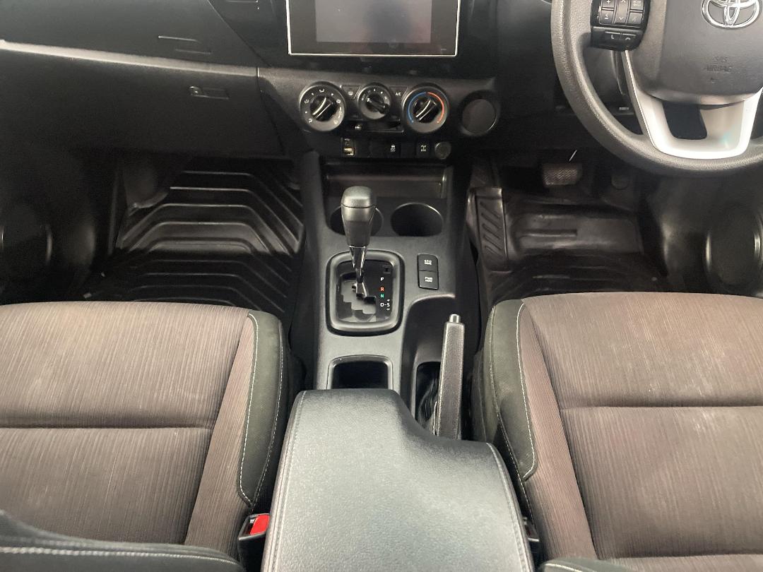 Photo '18' of Toyota Hilux Photo '18' of Toyota Hilux