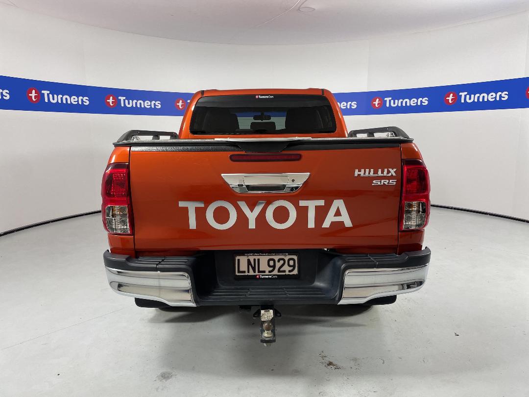 Photo '6' of Toyota Hilux Photo '6' of Toyota Hilux