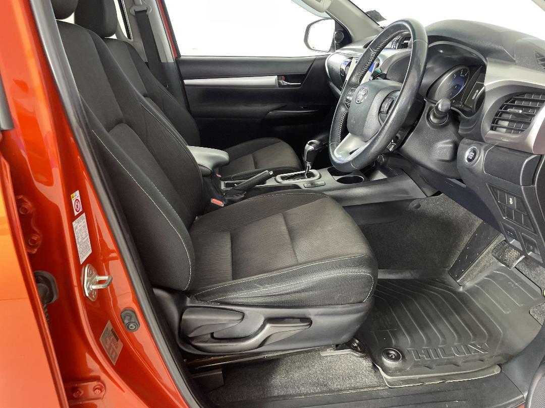 Photo '16' of Toyota Hilux Photo '16' of Toyota Hilux