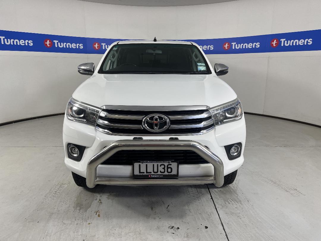 Photo '2' of Toyota Hilux