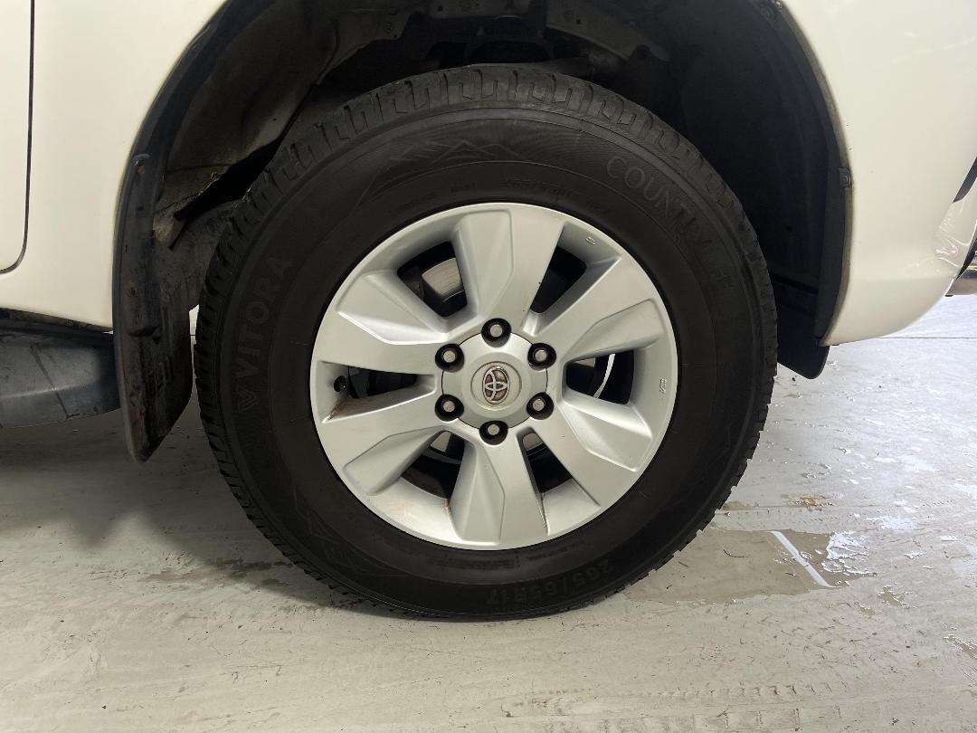 Photo '9' of Toyota Hilux