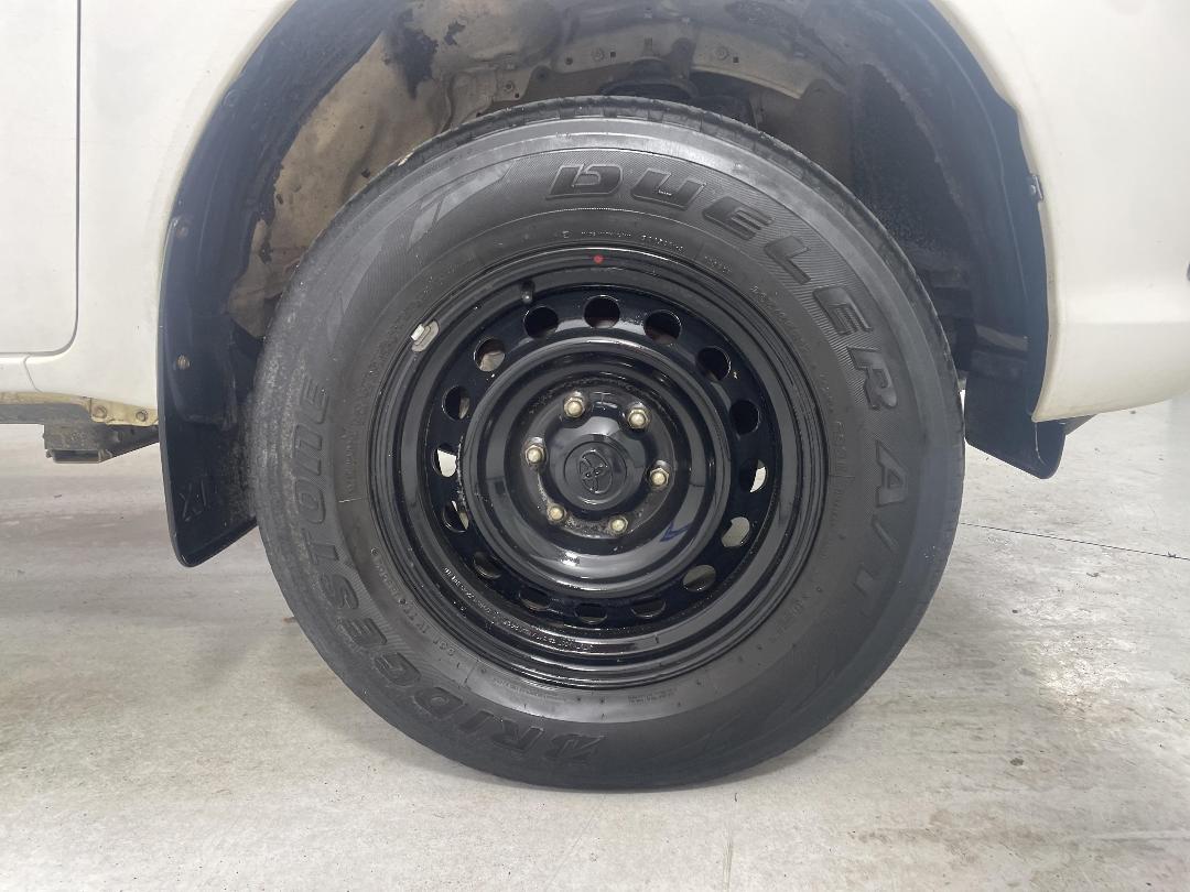 Photo '9' of Toyota Hilux