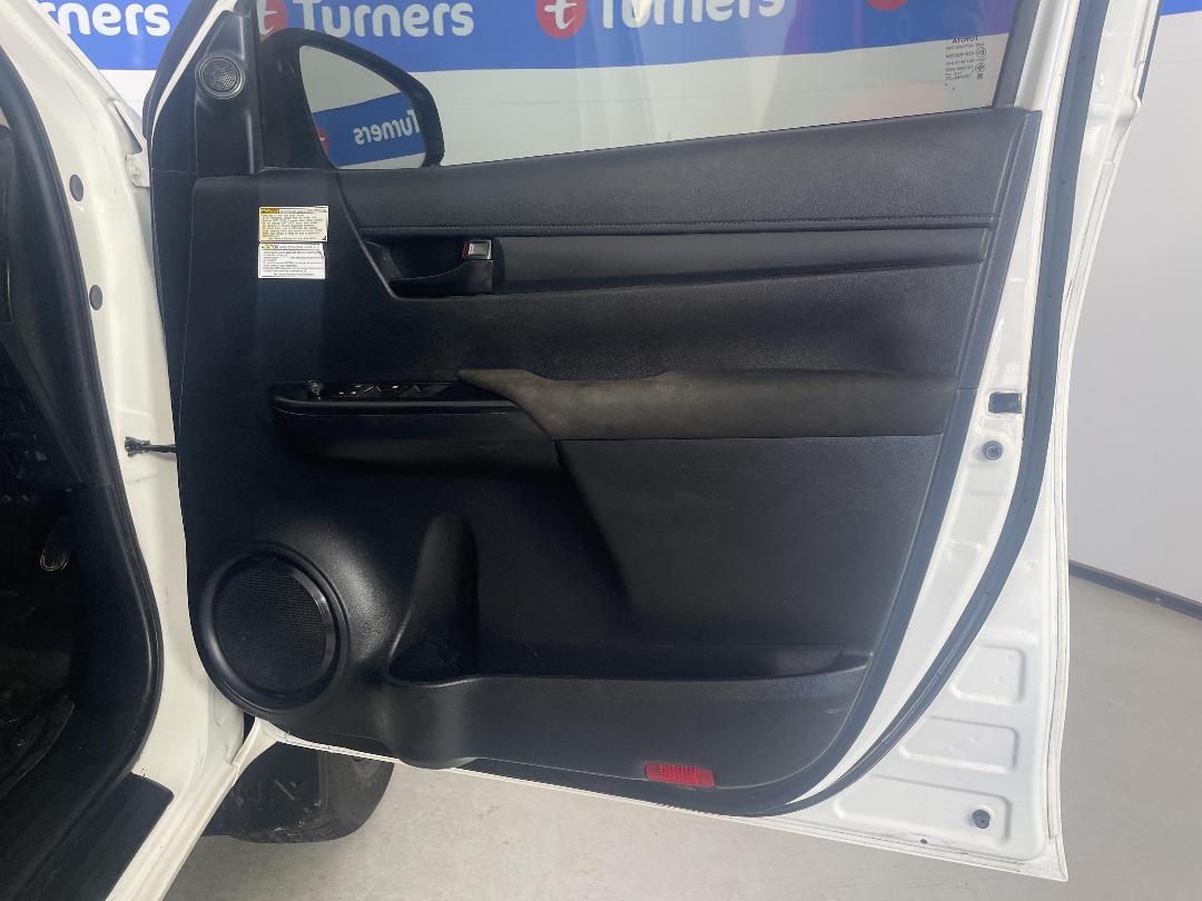 Photo '15' of Toyota Hilux