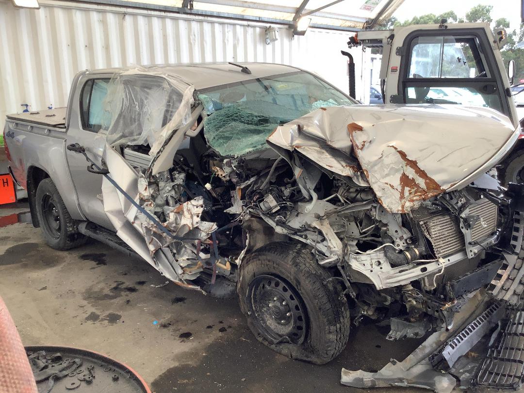 Photo '4' of Toyota Hilux SR TD DC