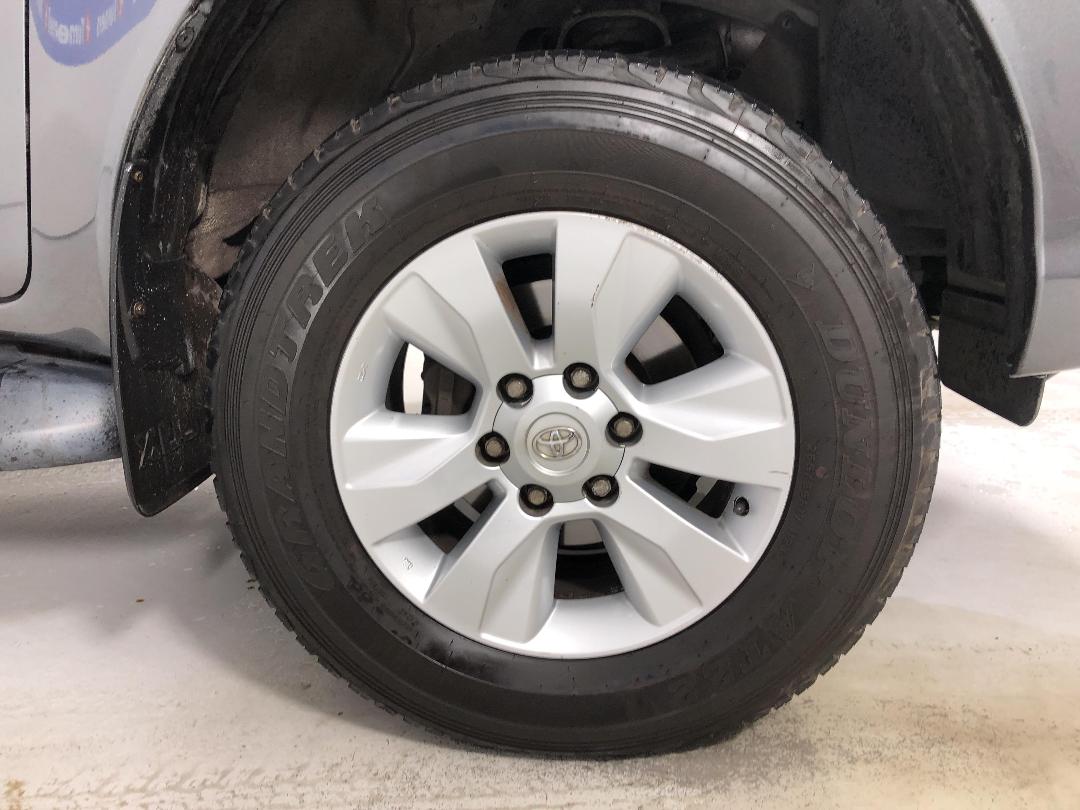 Photo '9' of Toyota Hilux