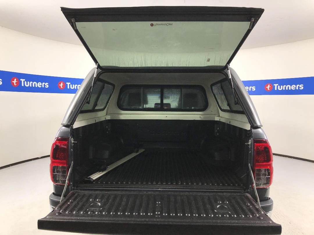 Photo '14' of Toyota Hilux