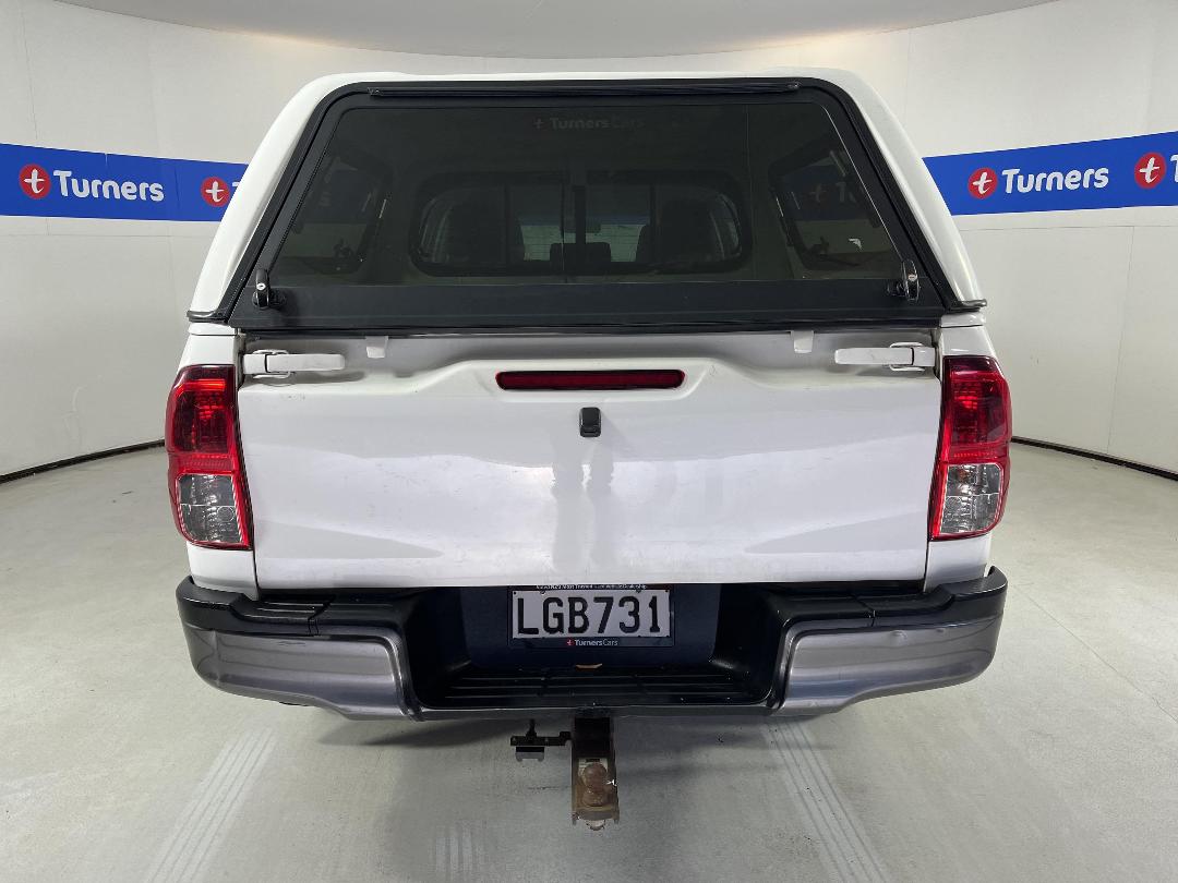 Photo '6' of Toyota Hilux