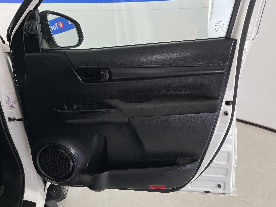 Photo '15' of Toyota Hilux