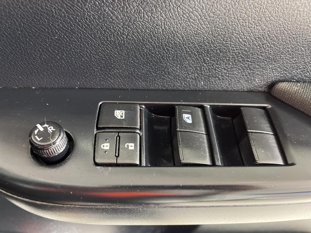 Photo '25' of Toyota Hilux