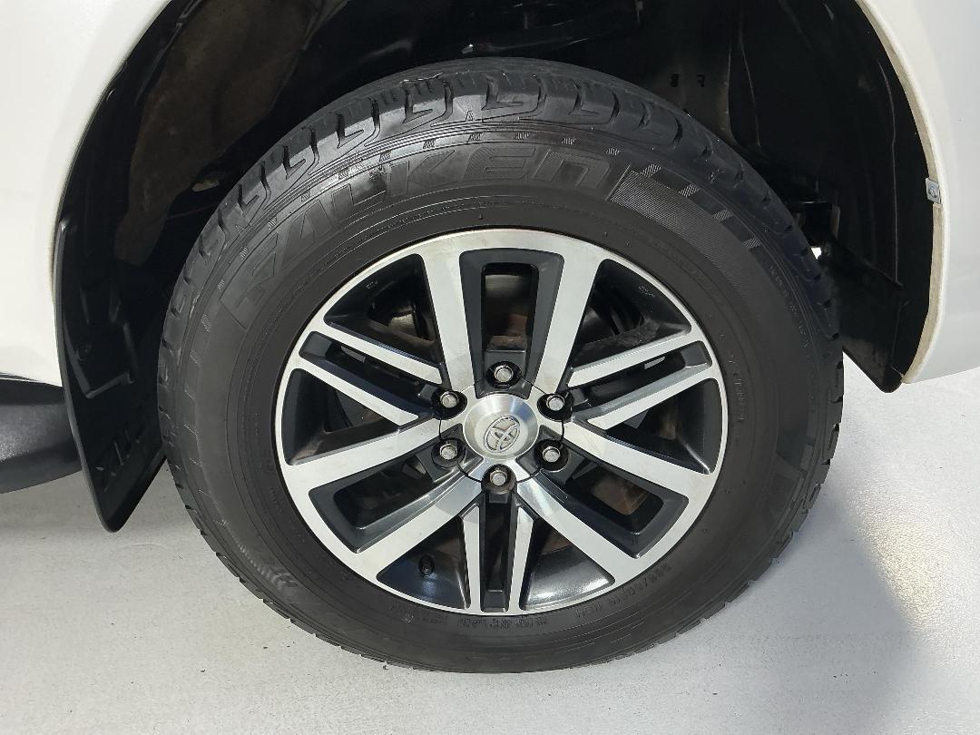 Photo '9' of Toyota Hilux Photo '9' of Toyota Hilux