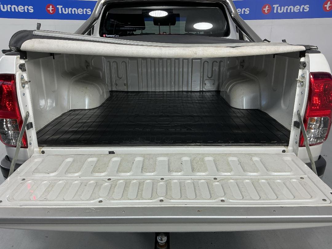 Photo '14' of Toyota Hilux Photo '14' of Toyota Hilux