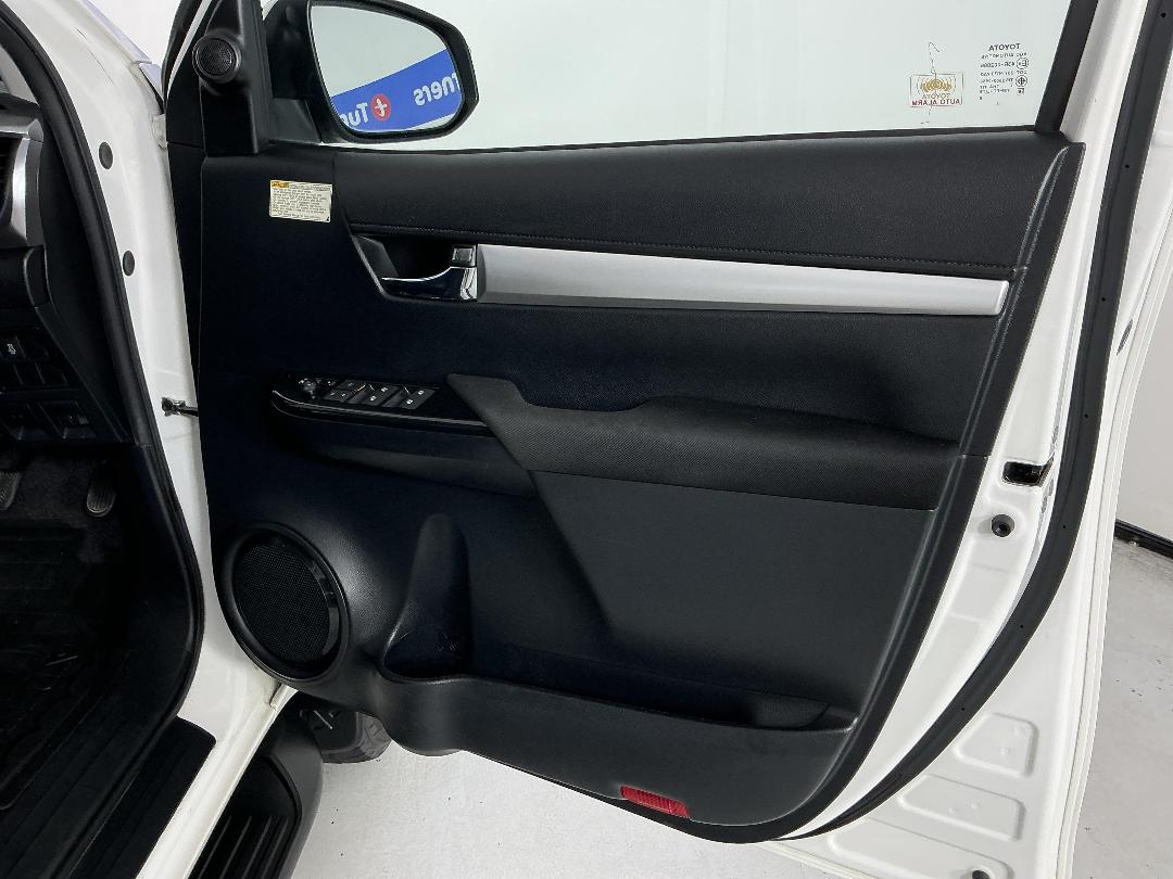 Photo '15' of Toyota Hilux Photo '15' of Toyota Hilux