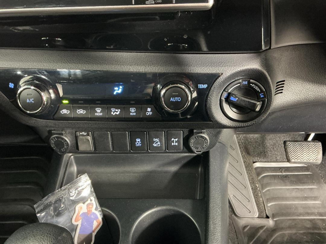 Photo '23' of Toyota Hilux Photo '23' of Toyota Hilux