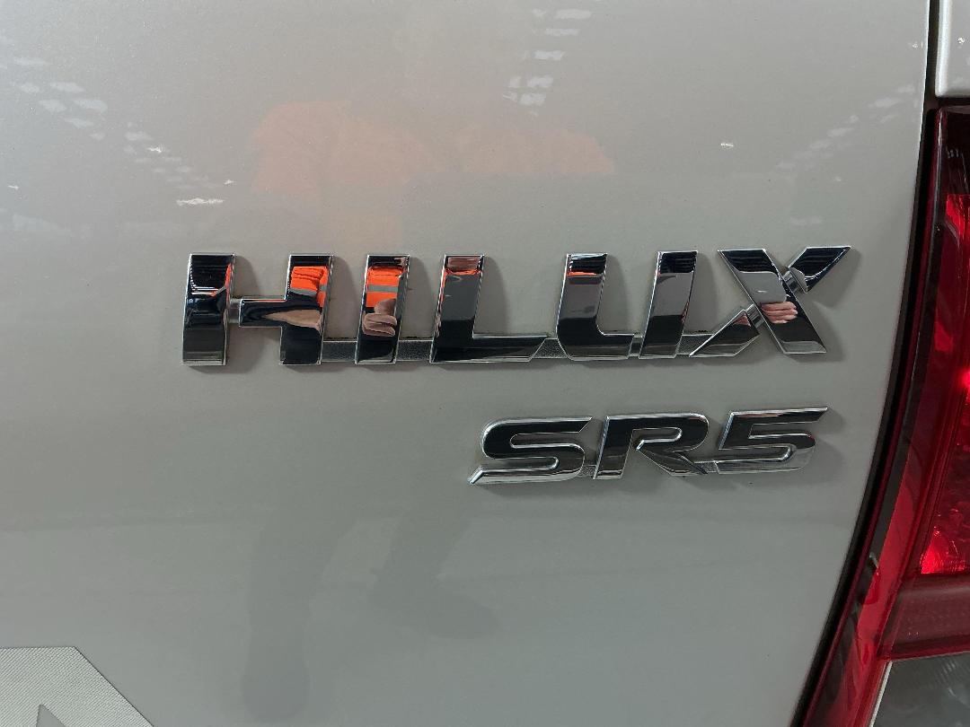 Photo '30' of Toyota Hilux Photo '30' of Toyota Hilux