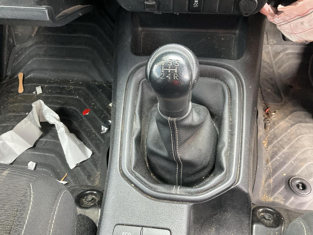 Photo '13' of Toyota Hilux S TD EC