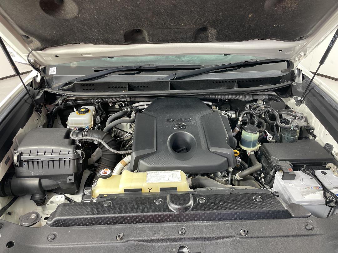 Photo '13' of Toyota Landcruiser Prado