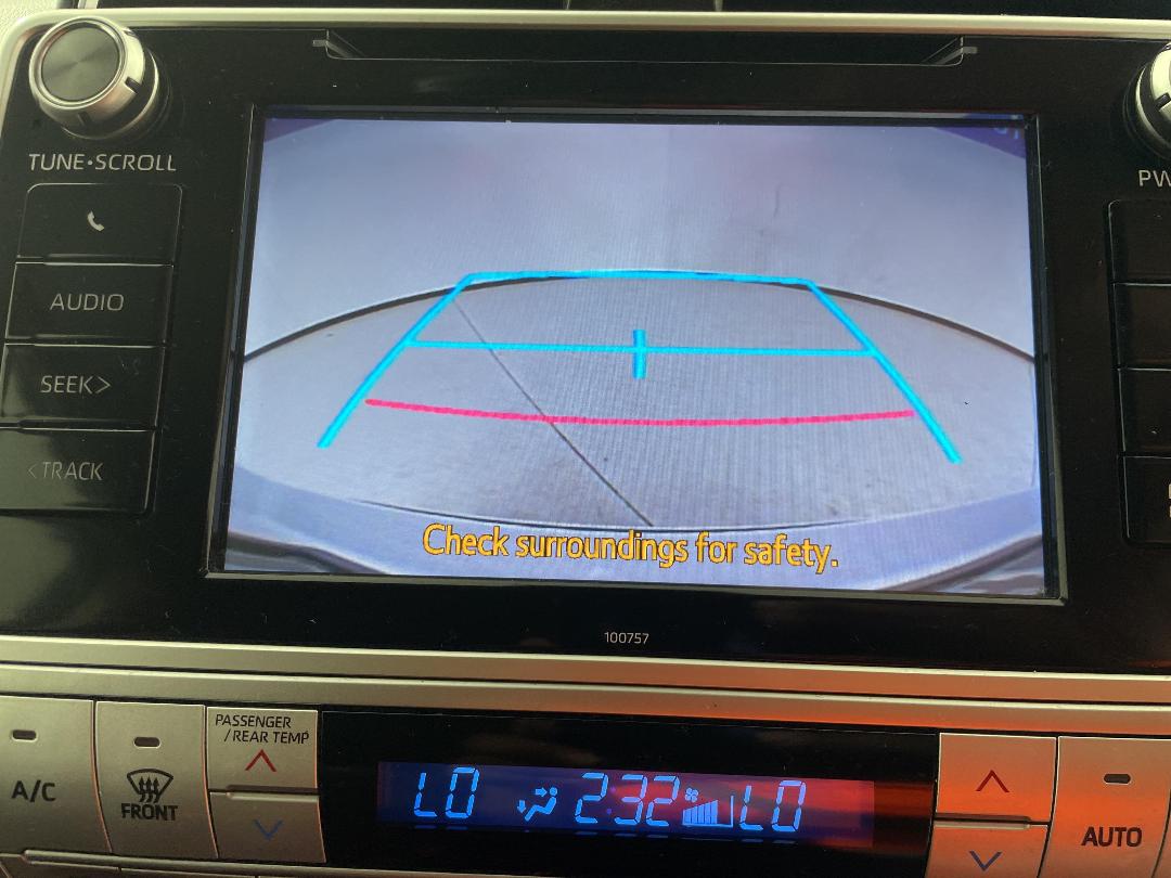 Photo '24' of Toyota Landcruiser Prado