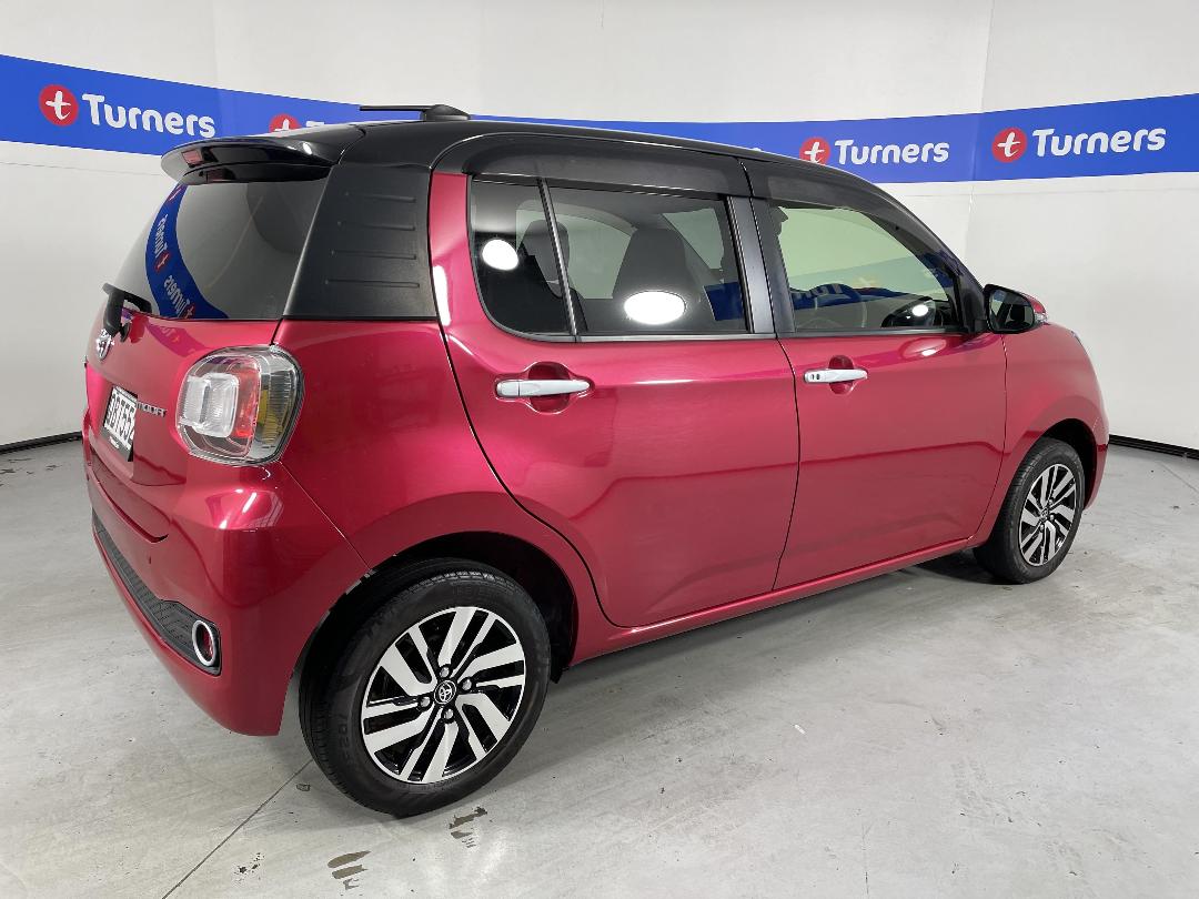 Photo '7' of Toyota Passo