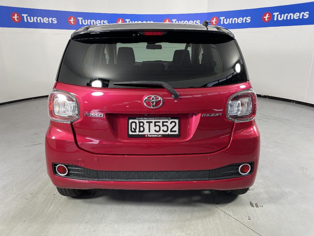 Photo '6' of Toyota Passo
