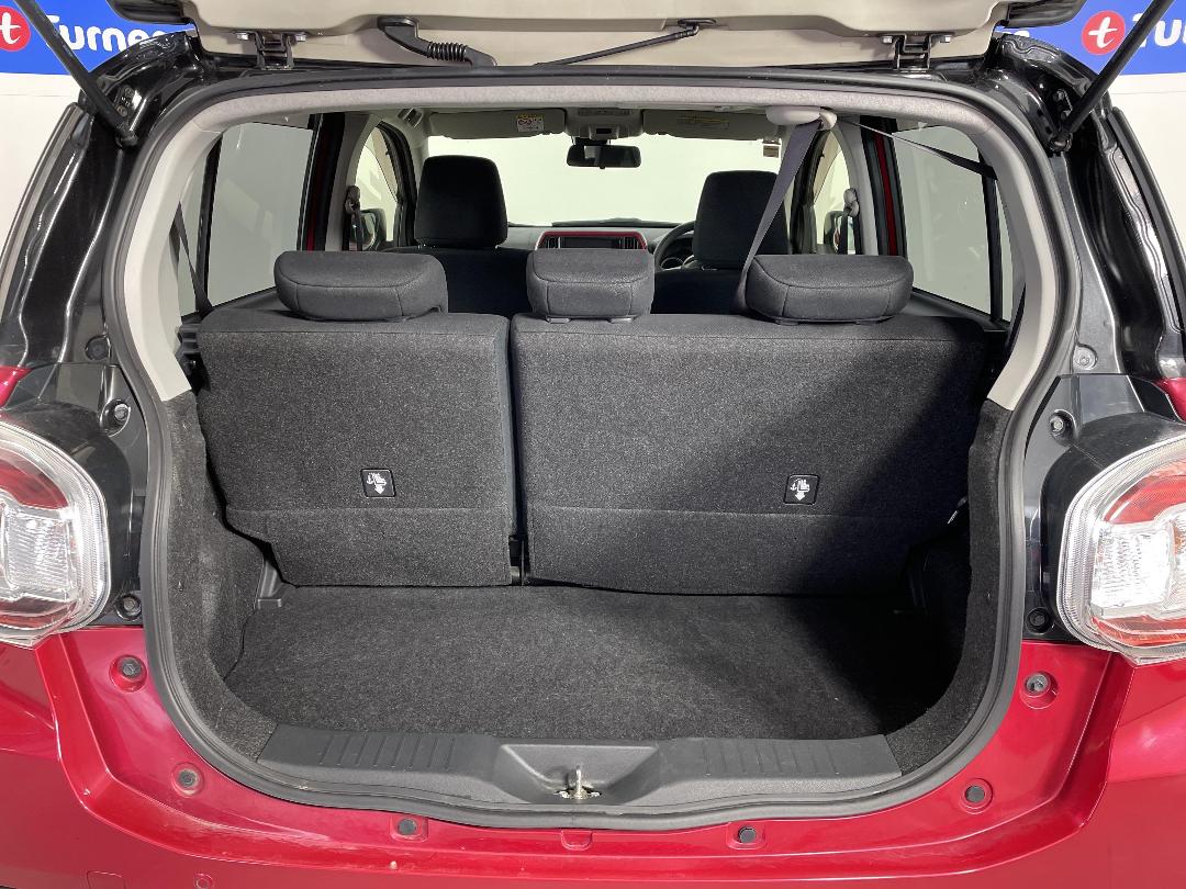 Photo '14' of Toyota Passo