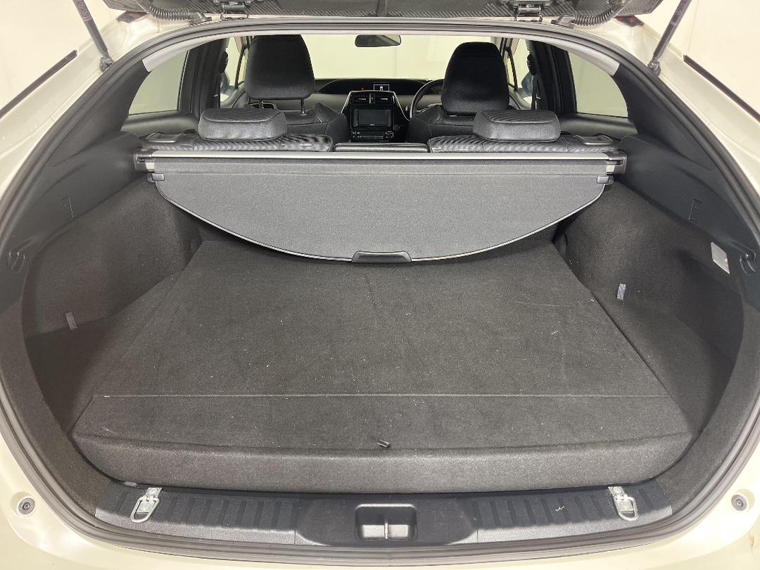 Photo '14' of Toyota Prius Photo '14' of Toyota Prius