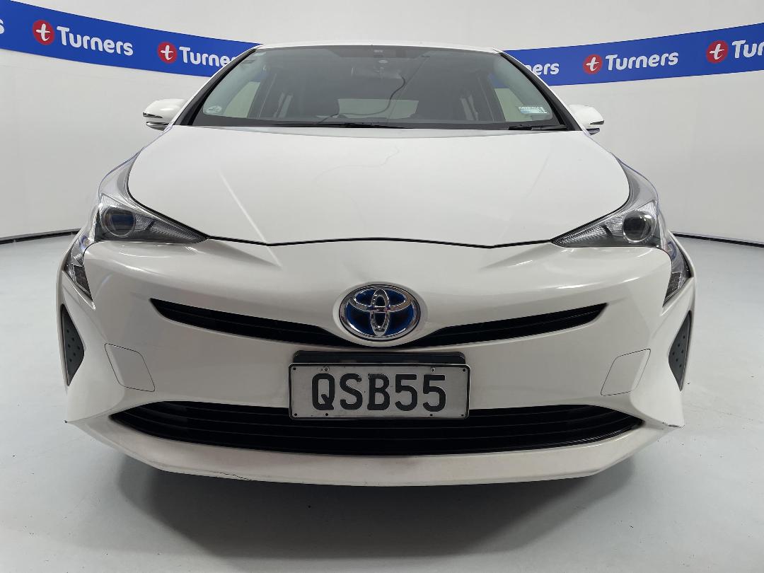 Photo '2' of Toyota Prius Photo '2' of Toyota Prius