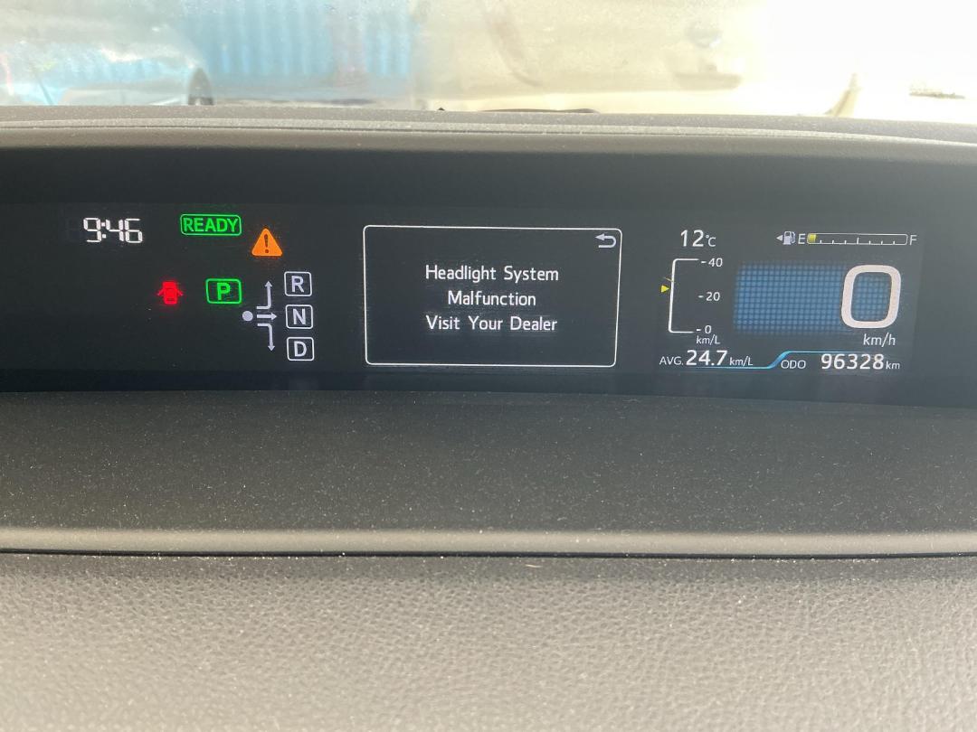 Photo '10' of Toyota Prius Photo '10' of Toyota Prius