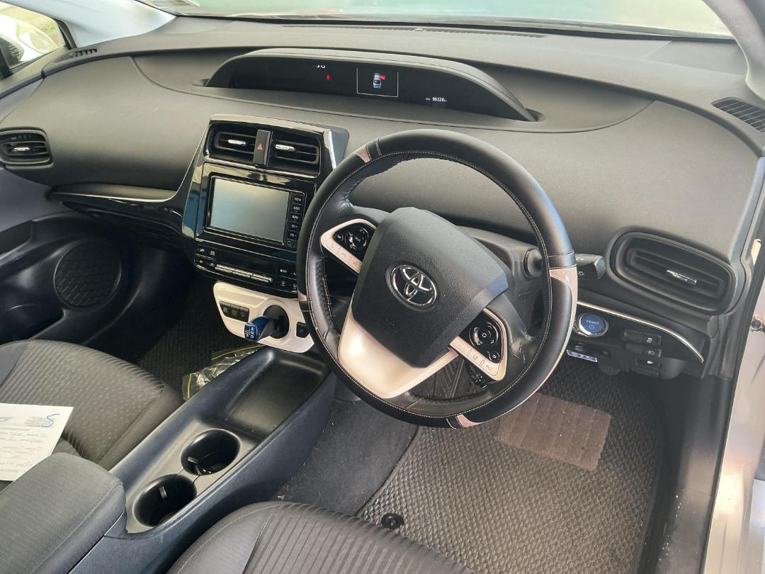 Photo '9' of Toyota Prius Photo '9' of Toyota Prius
