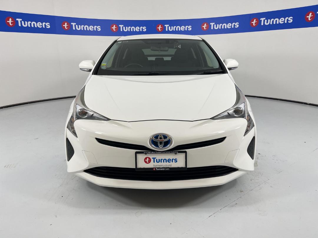 Photo '2' of Toyota Prius Photo '2' of Toyota Prius