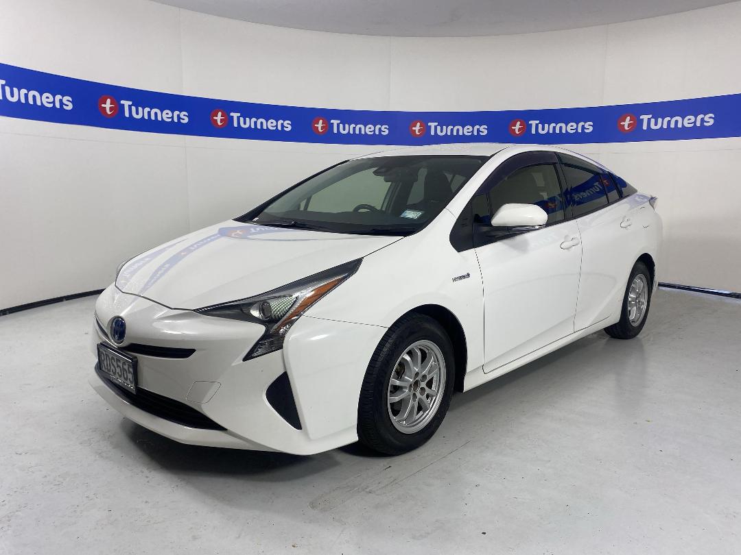 Photo '4' of Toyota Prius