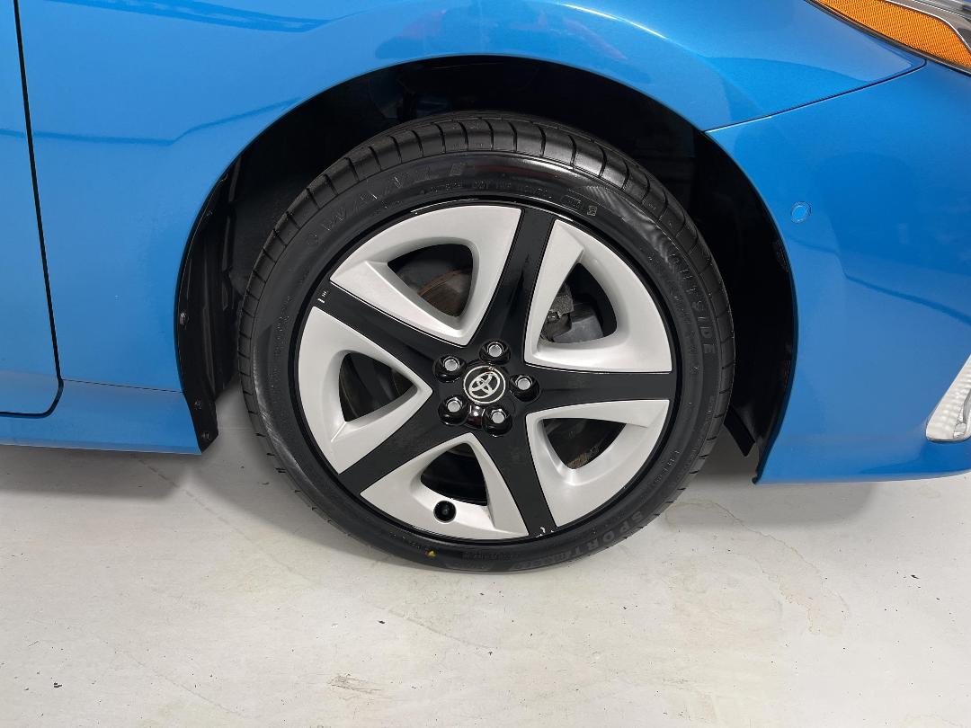 Photo '9' of Toyota Prius Photo '9' of Toyota Prius