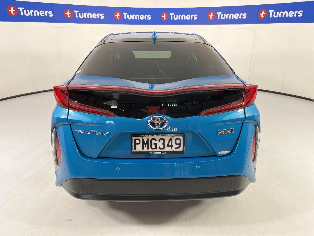 Photo '6' of Toyota Prius Photo '6' of Toyota Prius