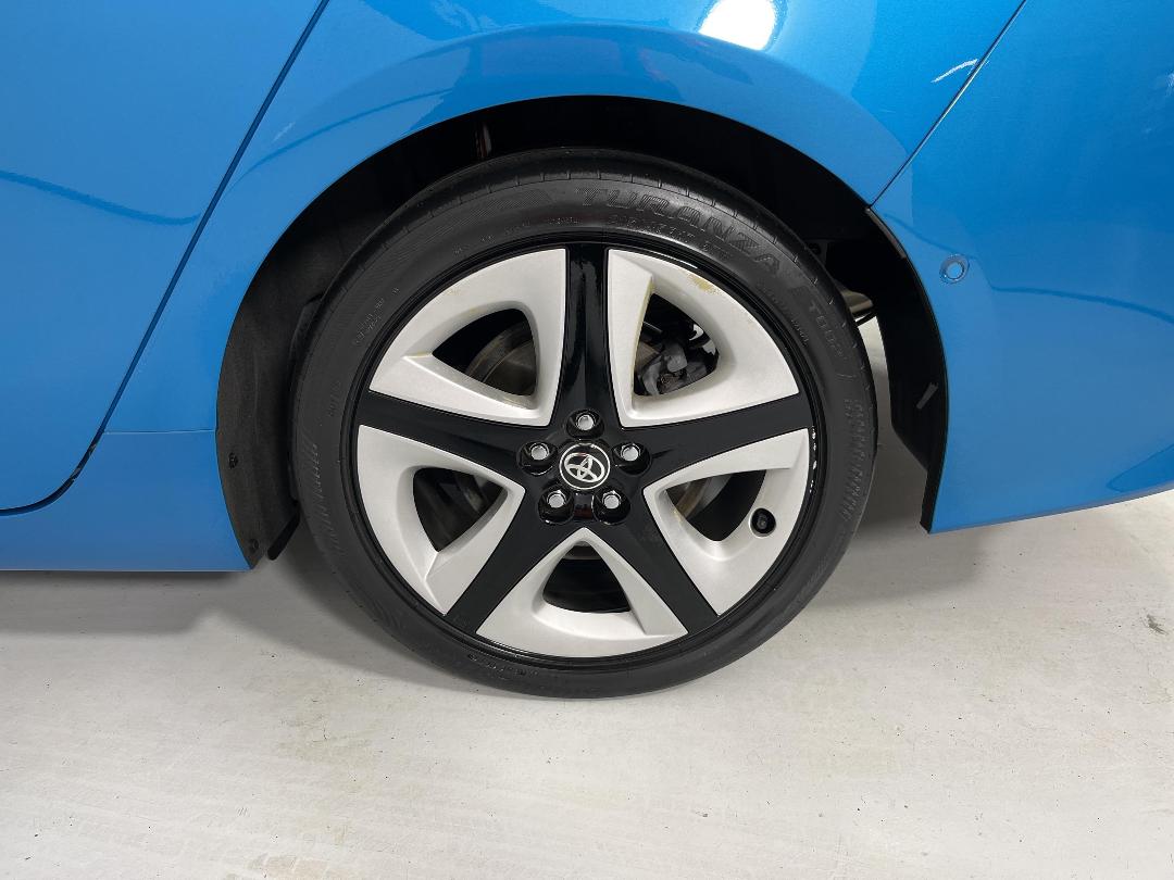 Photo '11' of Toyota Prius Photo '11' of Toyota Prius