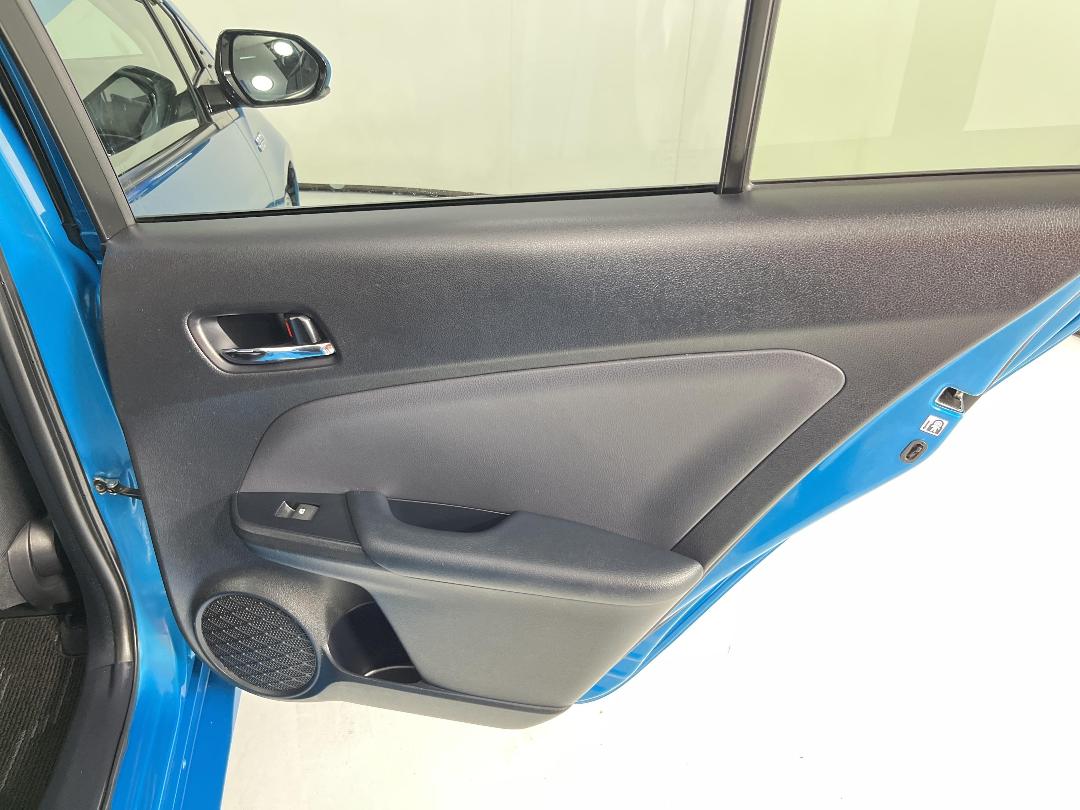 Photo '19' of Toyota Prius Photo '19' of Toyota Prius