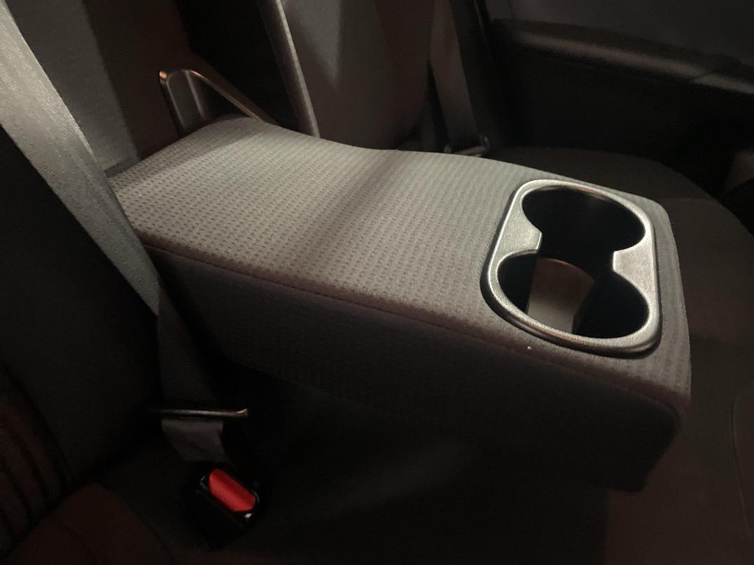 Photo '23' of Toyota Prius Photo '23' of Toyota Prius