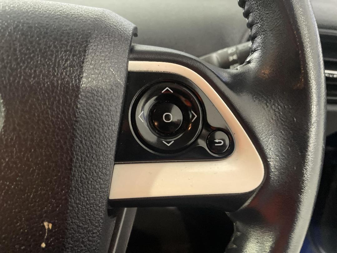 Photo '26' of Toyota Prius Photo '26' of Toyota Prius