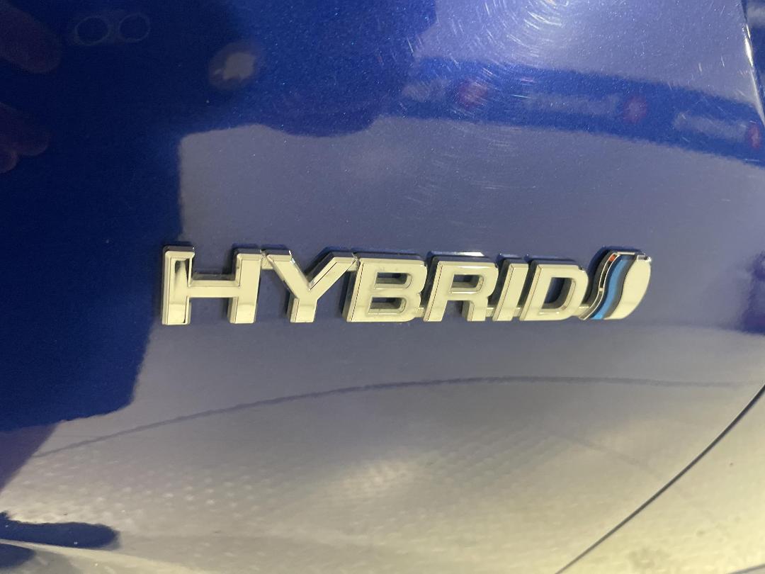 Photo '35' of Toyota Prius Photo '35' of Toyota Prius