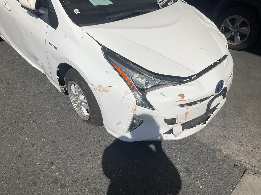 Photo '4' of Toyota Prius Hybrid