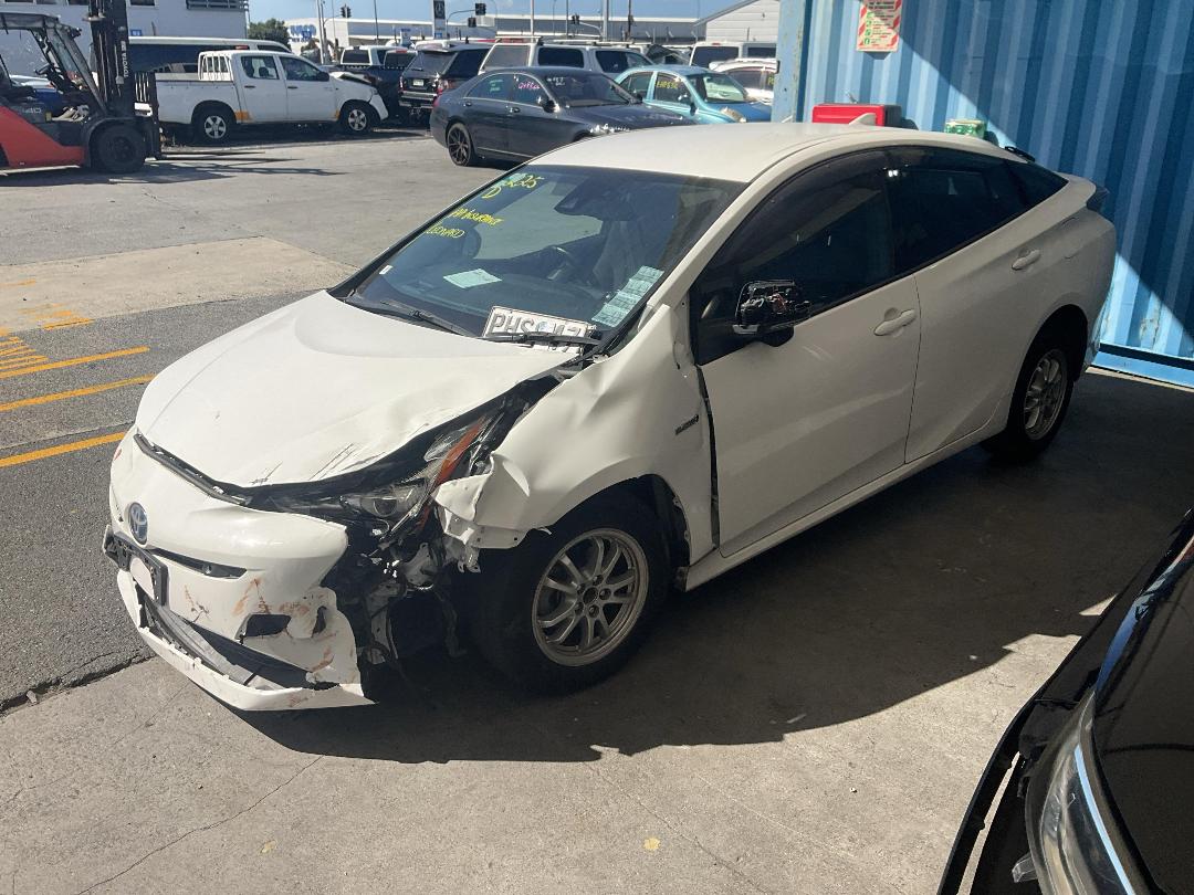 Photo '6' of Toyota Prius Hybrid