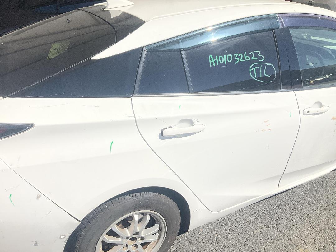 Photo '18' of Toyota Prius Hybrid