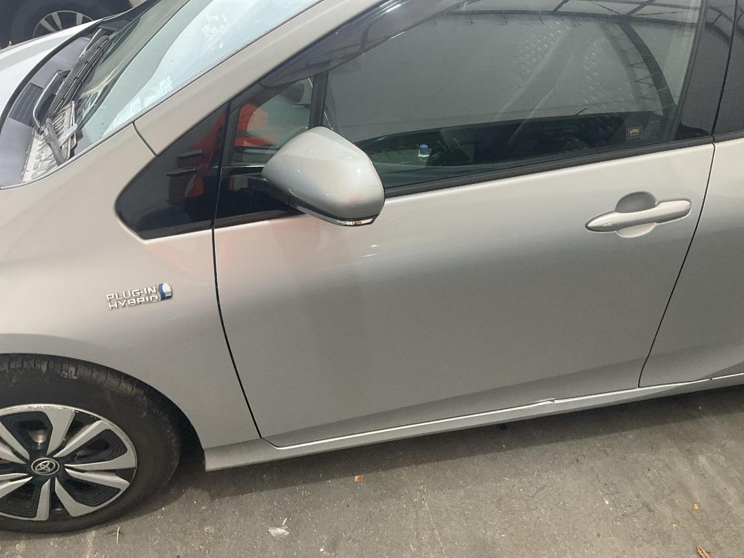 Photo '8' of Toyota Prius